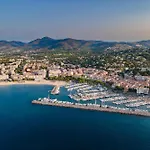 Matisse Face Parking * Sainte-Maxime
