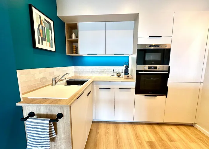 Matisse Face Parking