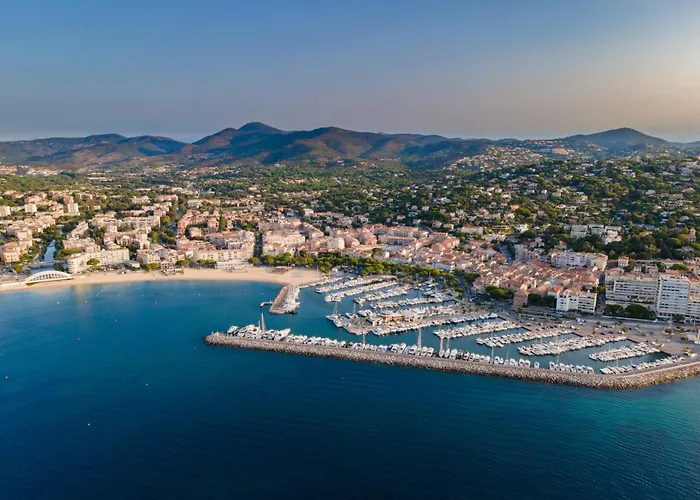 Matisse Face Parking * Sainte-Maxime