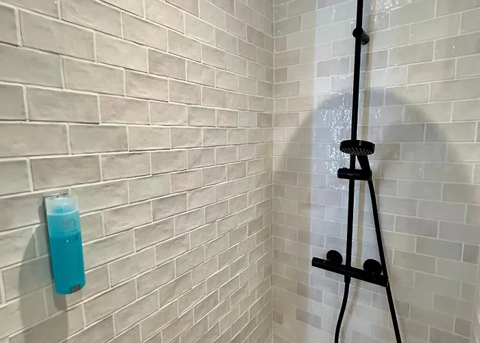 Matisse Face Parking * سانت ماكسيم